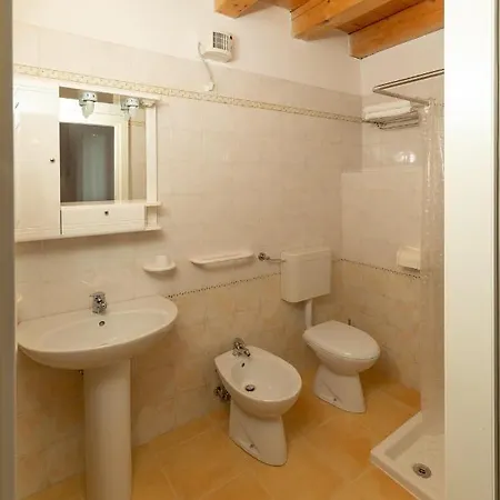 77 * Borso del Grappa