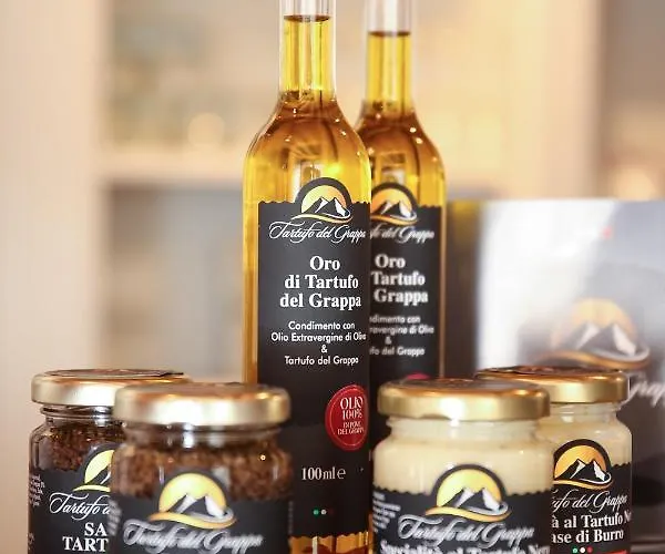 77 Πανδοχείο *